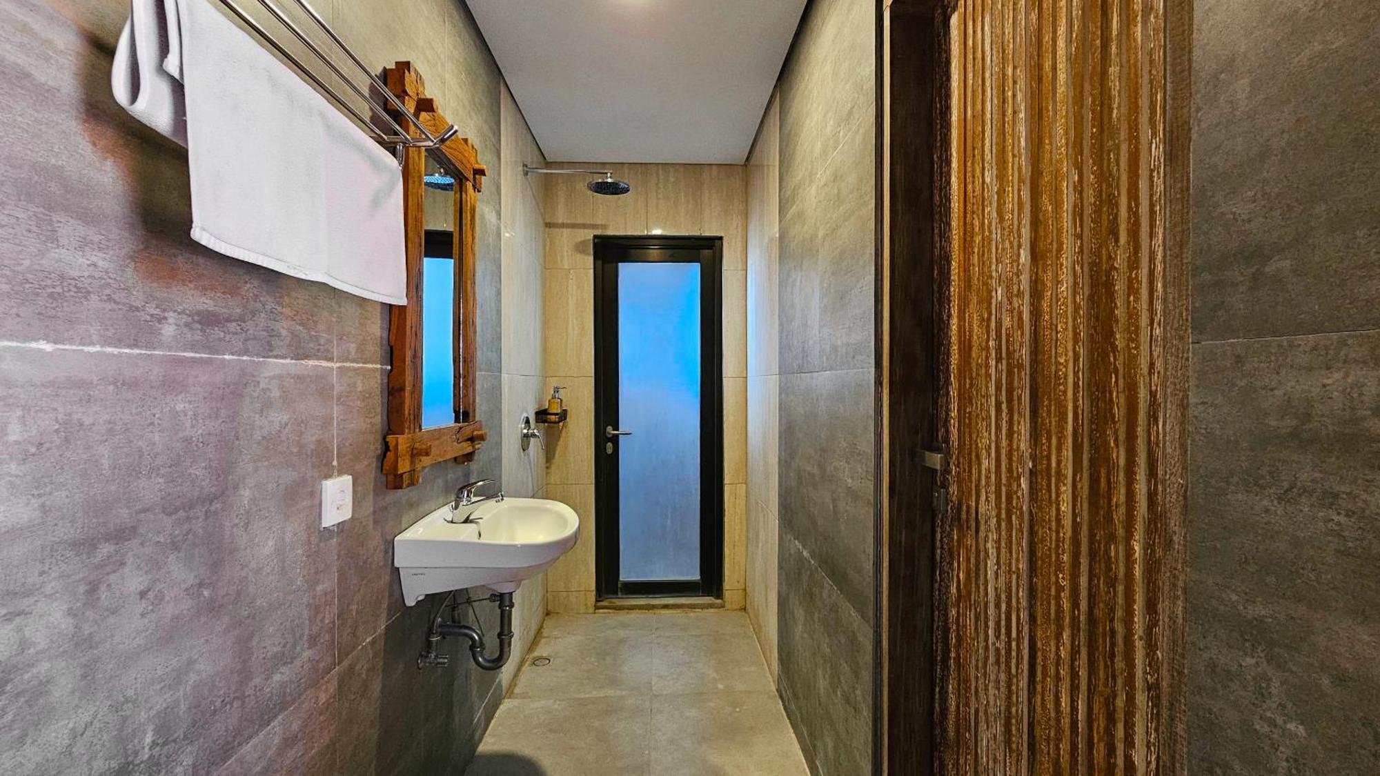 Lj Villa Canggu Δωμάτιο φωτογραφία